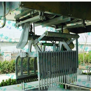 液壓移動式抓斗清污機安裝案例